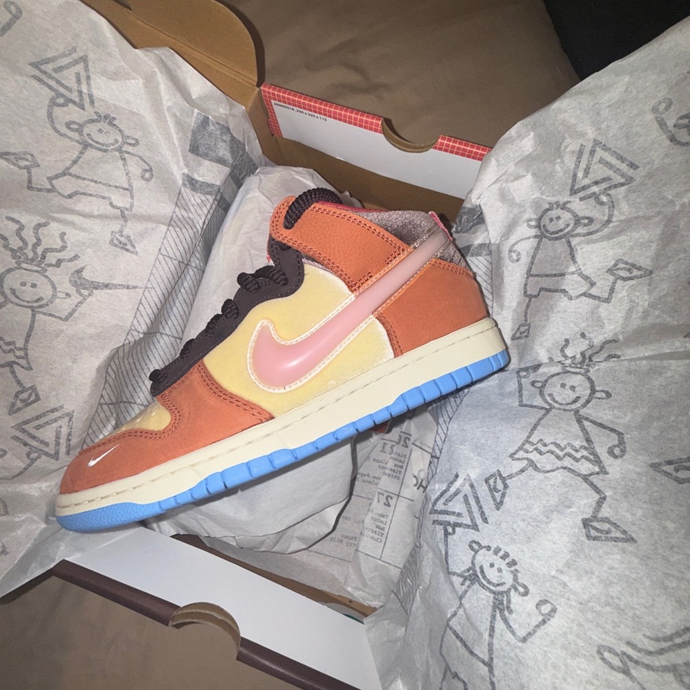 Nike Kids' Brown and Pink Sneakers